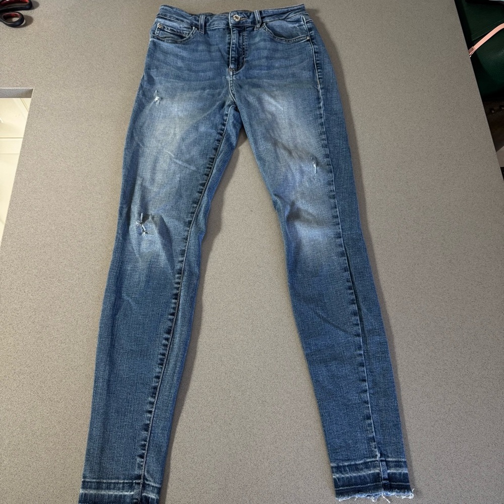 Guess Distressed Jeans